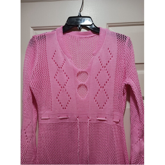 V-Neck Knitted Cover Up In Pink - Picture 3 of 10